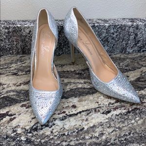 Lauren Lorraine Ruby Embellished Pump